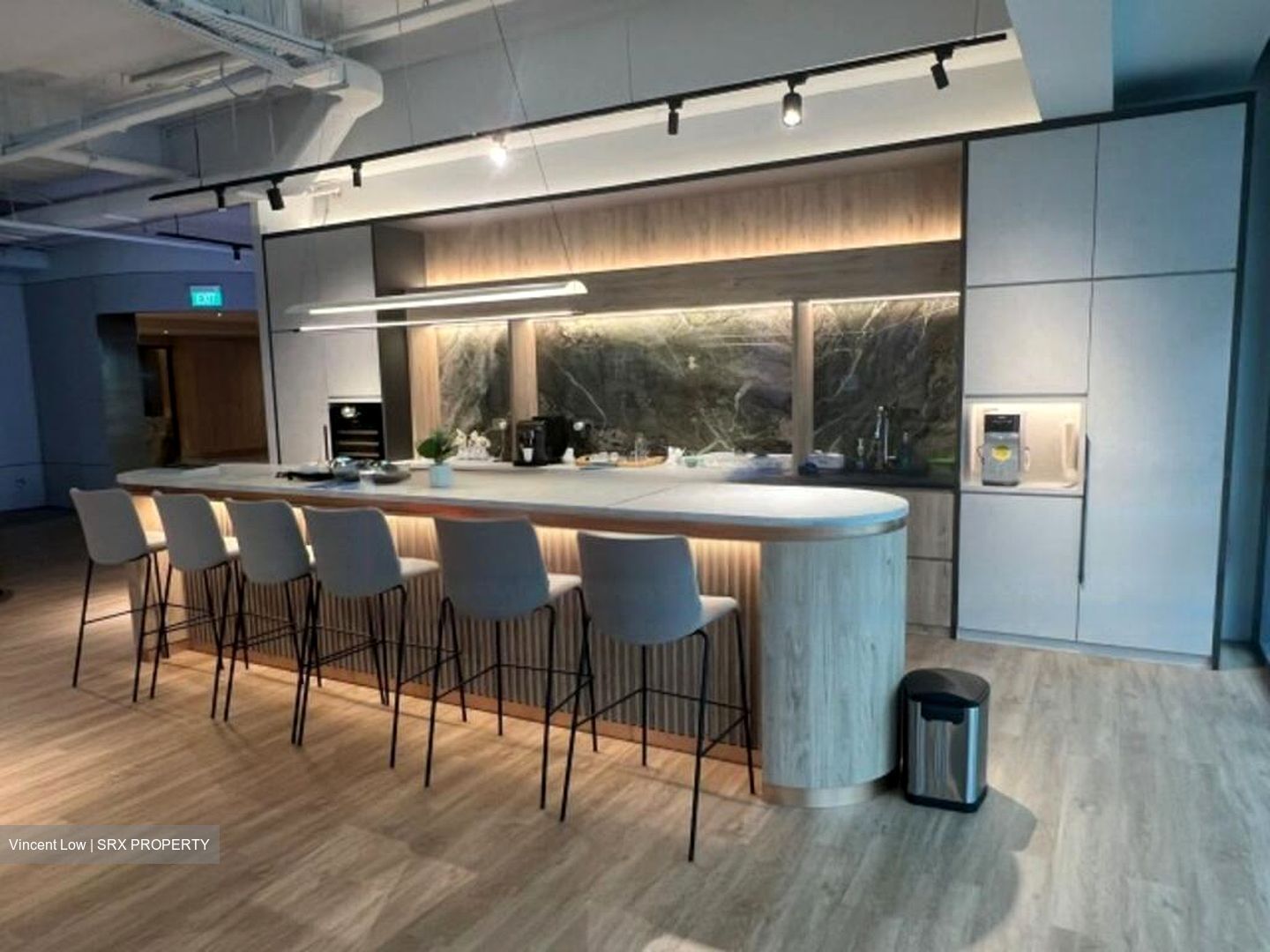 Visioncrest (D9), Office #486534541